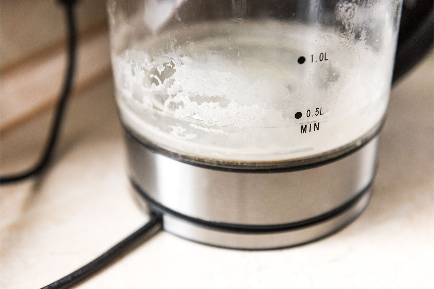 Vattenkokare men mycket kalk på.